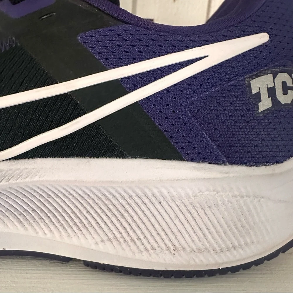 Nike Pegasus 38 TCU Horned Frogs Men 13 Black Purple